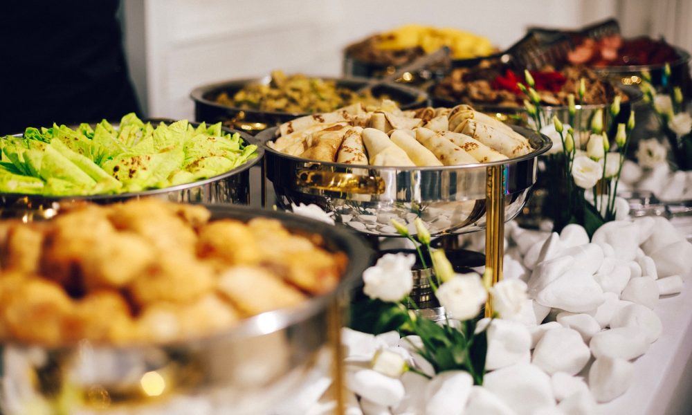 How to Produce a Perfect Party Buffet to Wow Your Guests